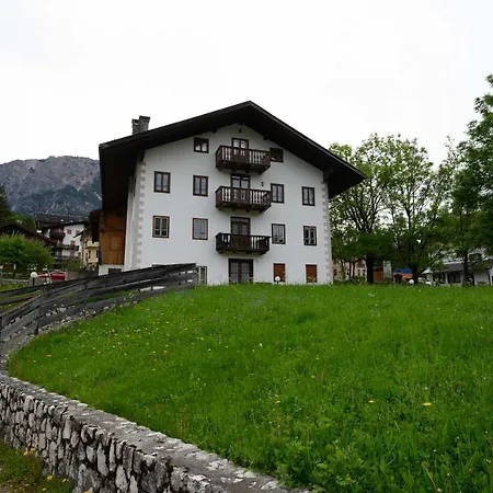 Casa Cristallo Apartamento *